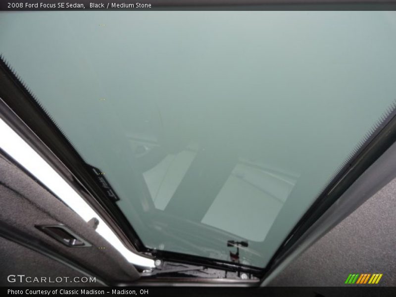 Black / Medium Stone 2008 Ford Focus SE Sedan