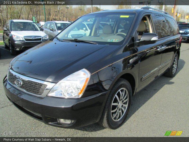 Midnight Black / Beige 2011 Kia Sedona EX