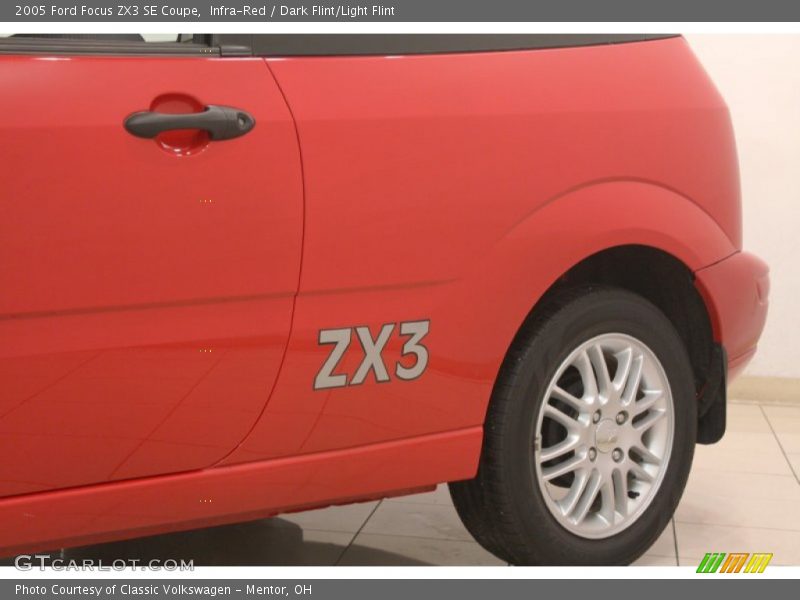 Infra-Red / Dark Flint/Light Flint 2005 Ford Focus ZX3 SE Coupe