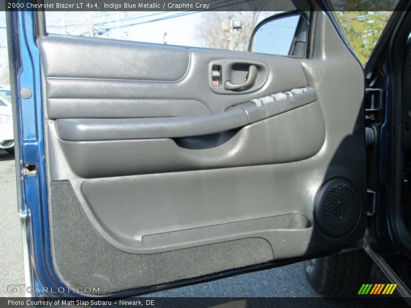 Indigo Blue Metallic / Graphite Gray 2000 Chevrolet Blazer LT 4x4