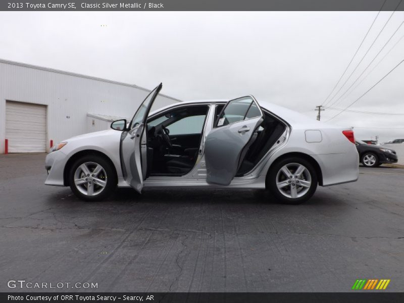 Classic Silver Metallic / Black 2013 Toyota Camry SE