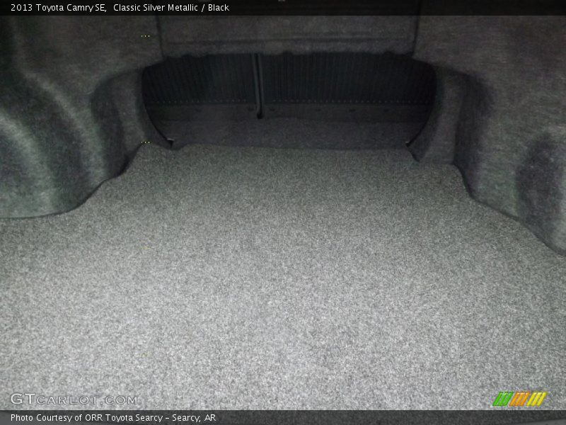 Classic Silver Metallic / Black 2013 Toyota Camry SE