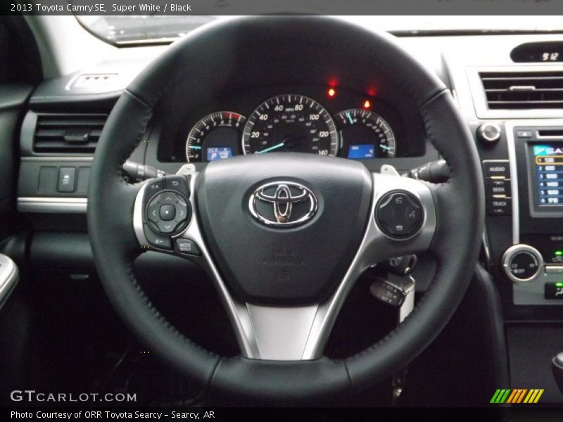 Super White / Black 2013 Toyota Camry SE