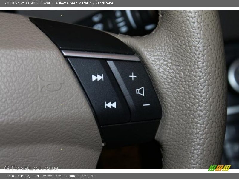 Controls of 2008 XC90 3.2 AWD