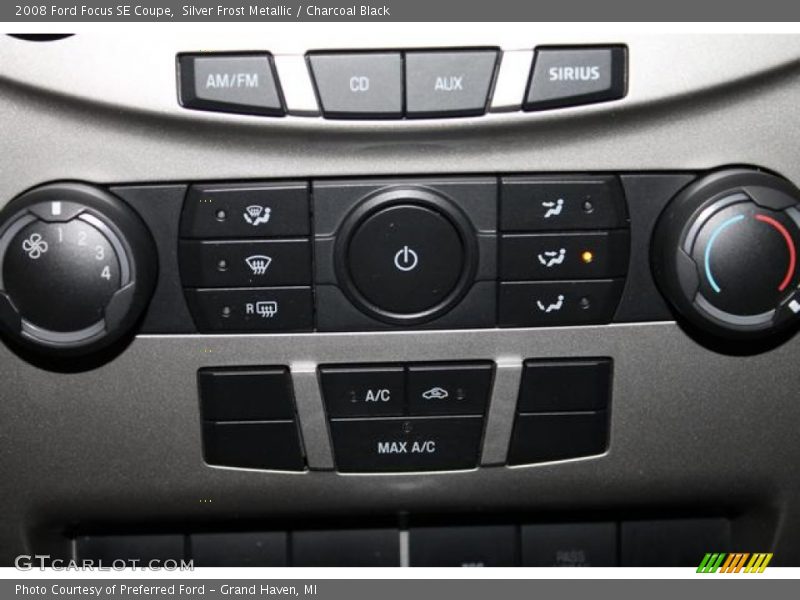 Controls of 2008 Focus SE Coupe