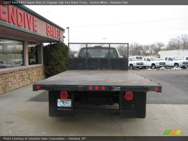 Oxford White / Medium Flint 2007 Ford F450 Super Duty XL Regular Cab 4x4 Stake Truck
