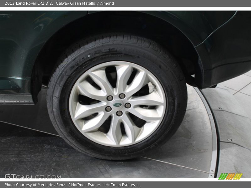 Galway Green Metallic / Almond 2012 Land Rover LR2 3.2