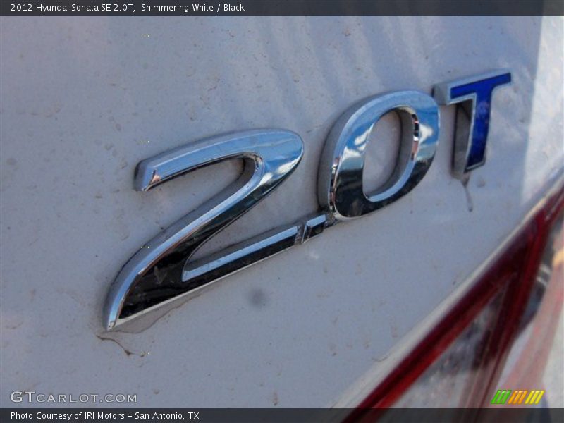 Shimmering White / Black 2012 Hyundai Sonata SE 2.0T