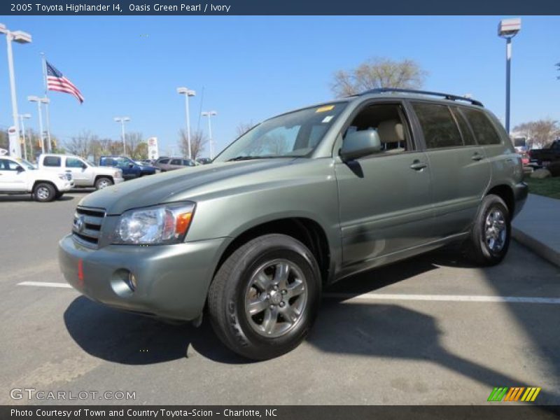 Oasis Green Pearl / Ivory 2005 Toyota Highlander I4