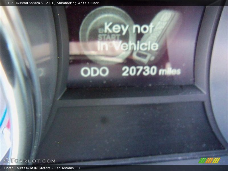 Shimmering White / Black 2012 Hyundai Sonata SE 2.0T