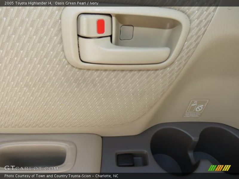 Oasis Green Pearl / Ivory 2005 Toyota Highlander I4