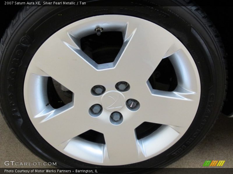 Silver Pearl Metallic / Tan 2007 Saturn Aura XE