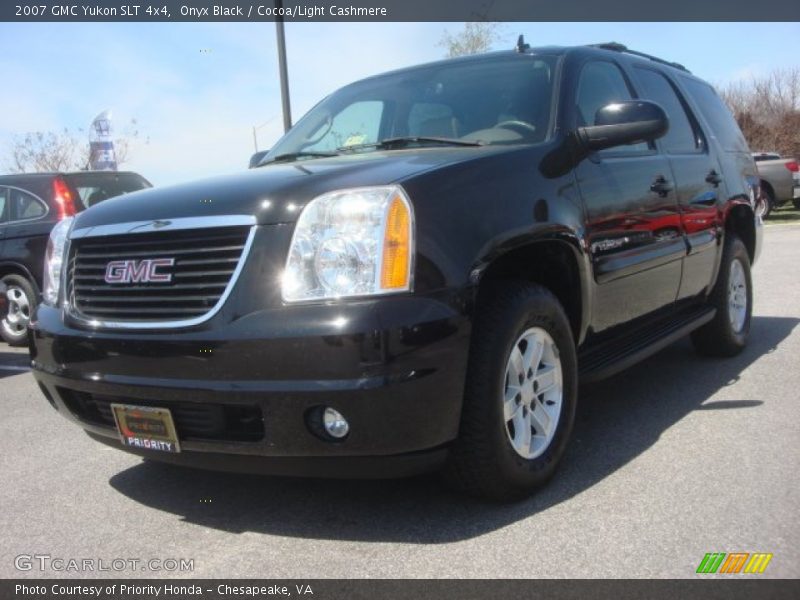 Onyx Black / Cocoa/Light Cashmere 2007 GMC Yukon SLT 4x4