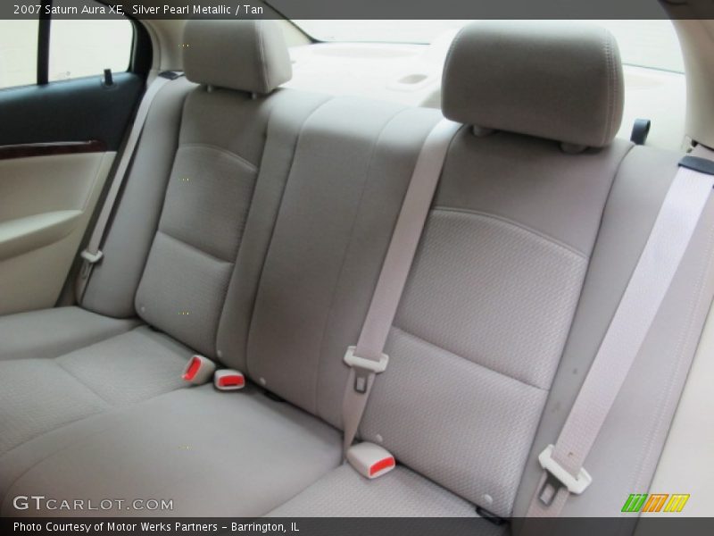 Silver Pearl Metallic / Tan 2007 Saturn Aura XE