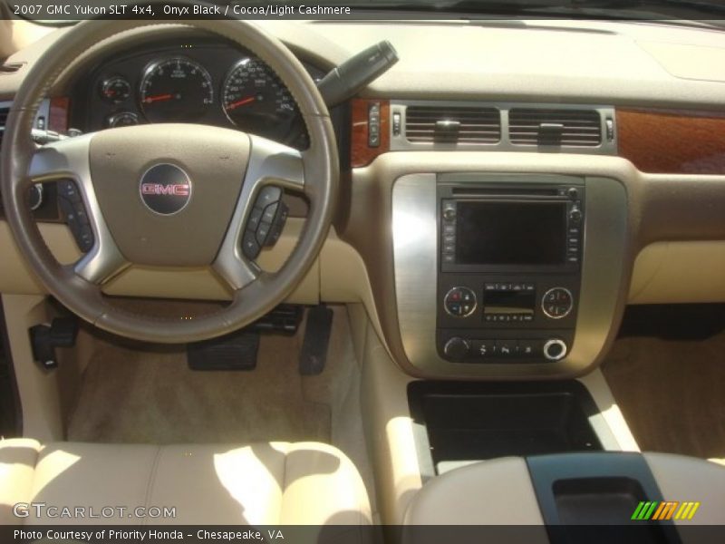Onyx Black / Cocoa/Light Cashmere 2007 GMC Yukon SLT 4x4