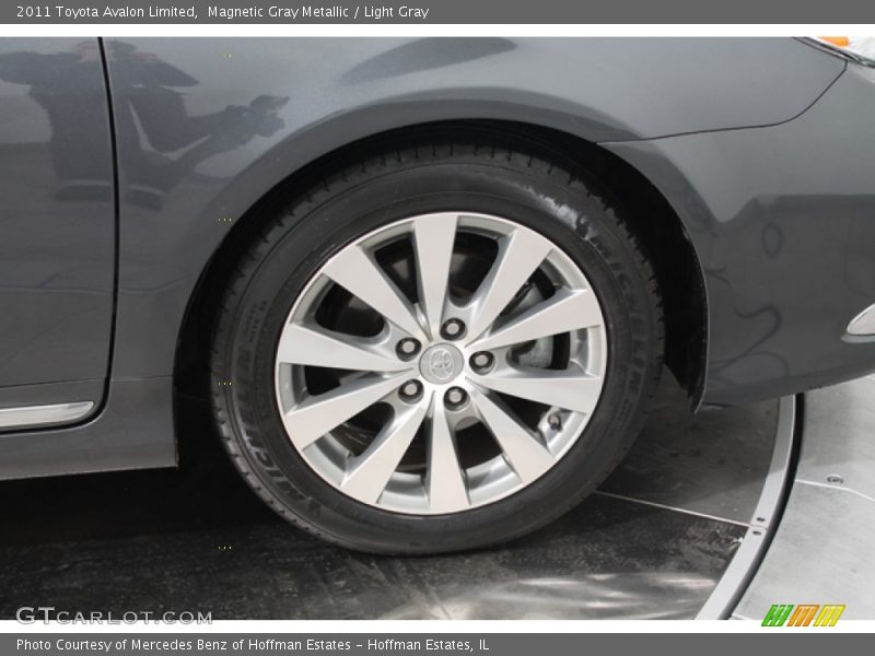 Magnetic Gray Metallic / Light Gray 2011 Toyota Avalon Limited