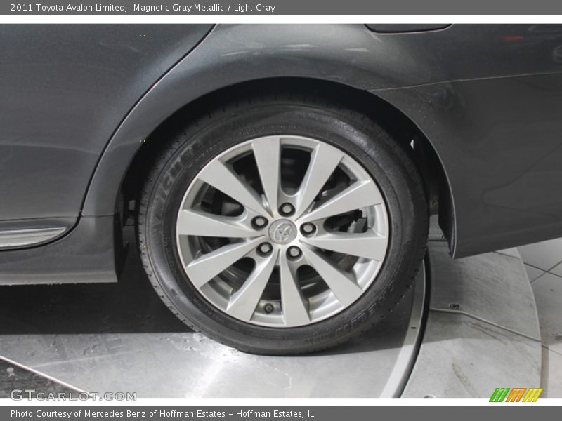 Magnetic Gray Metallic / Light Gray 2011 Toyota Avalon Limited