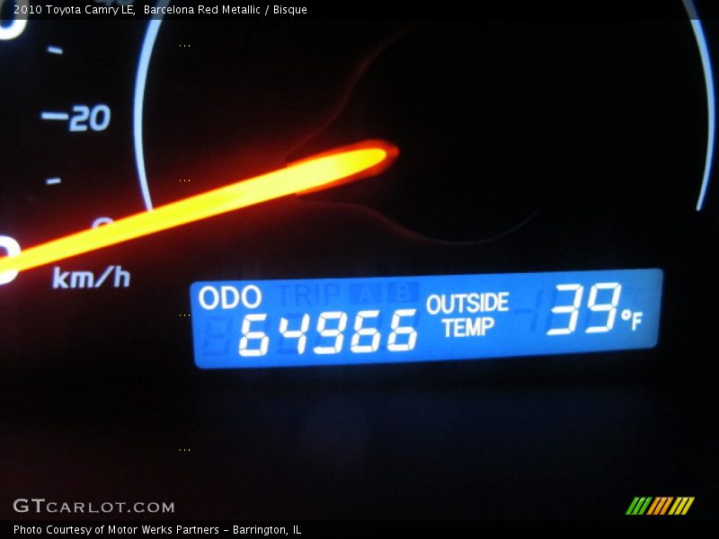 Barcelona Red Metallic / Bisque 2010 Toyota Camry LE