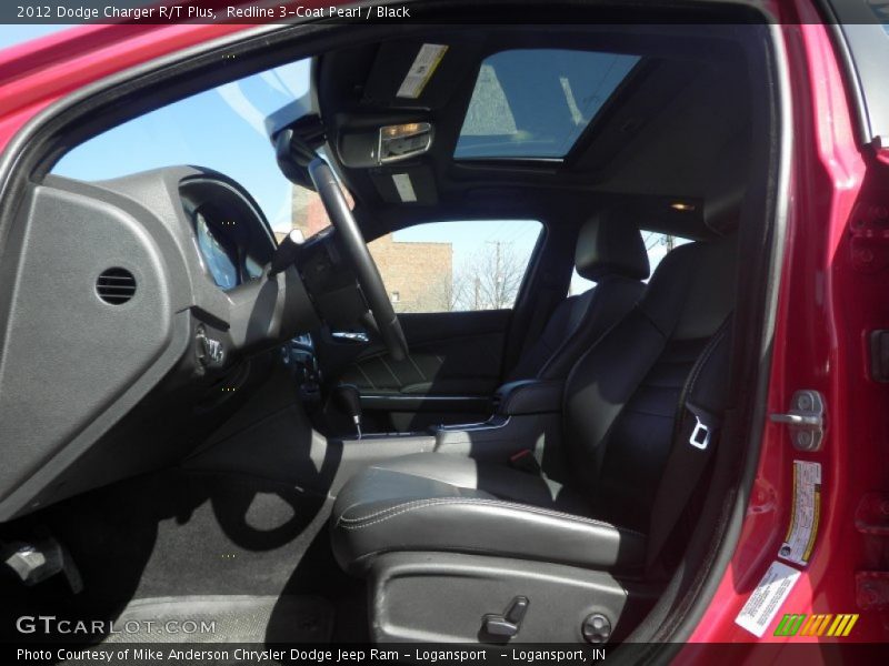 Redline 3-Coat Pearl / Black 2012 Dodge Charger R/T Plus