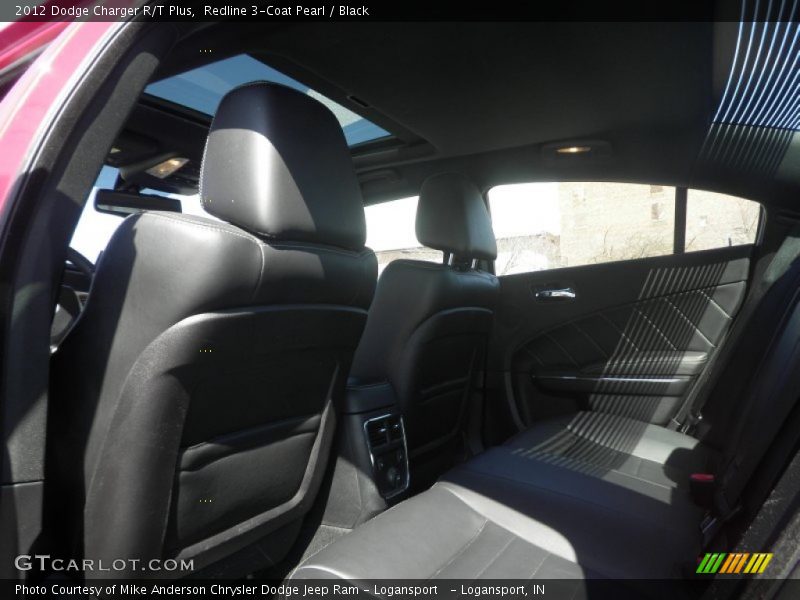 Redline 3-Coat Pearl / Black 2012 Dodge Charger R/T Plus
