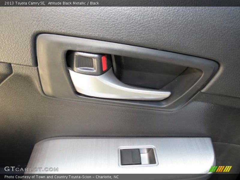 Attitude Black Metallic / Black 2013 Toyota Camry SE