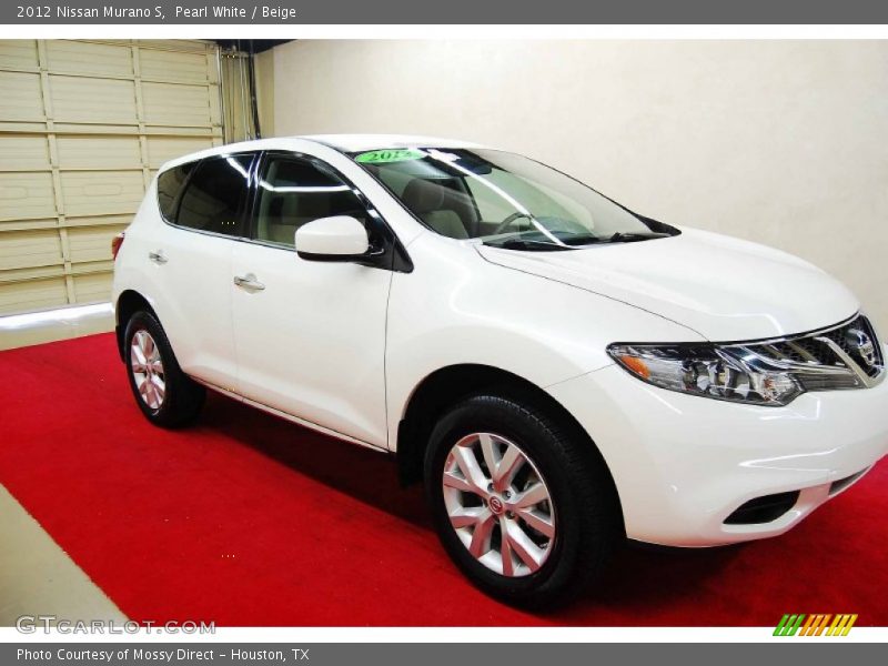 Pearl White / Beige 2012 Nissan Murano S