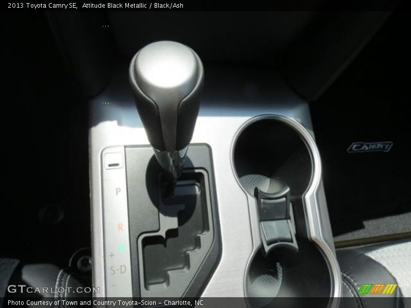 Attitude Black Metallic / Black/Ash 2013 Toyota Camry SE