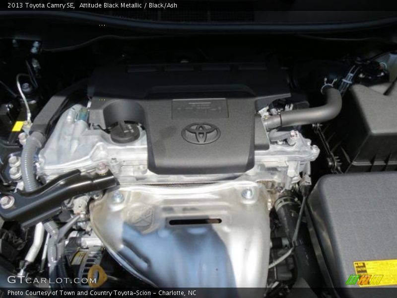 Attitude Black Metallic / Black/Ash 2013 Toyota Camry SE