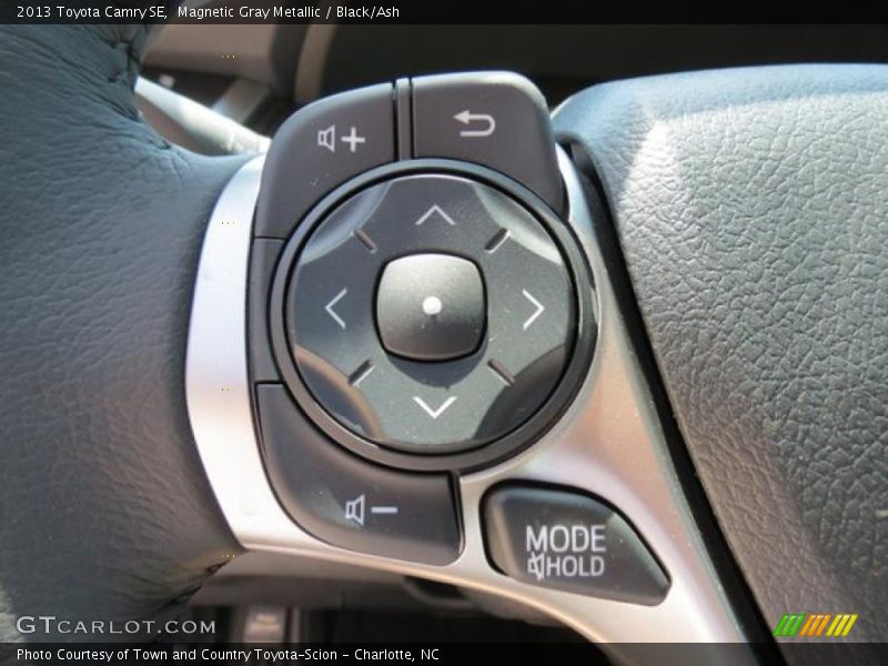 Magnetic Gray Metallic / Black/Ash 2013 Toyota Camry SE