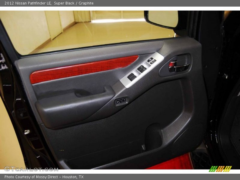 Super Black / Graphite 2012 Nissan Pathfinder LE