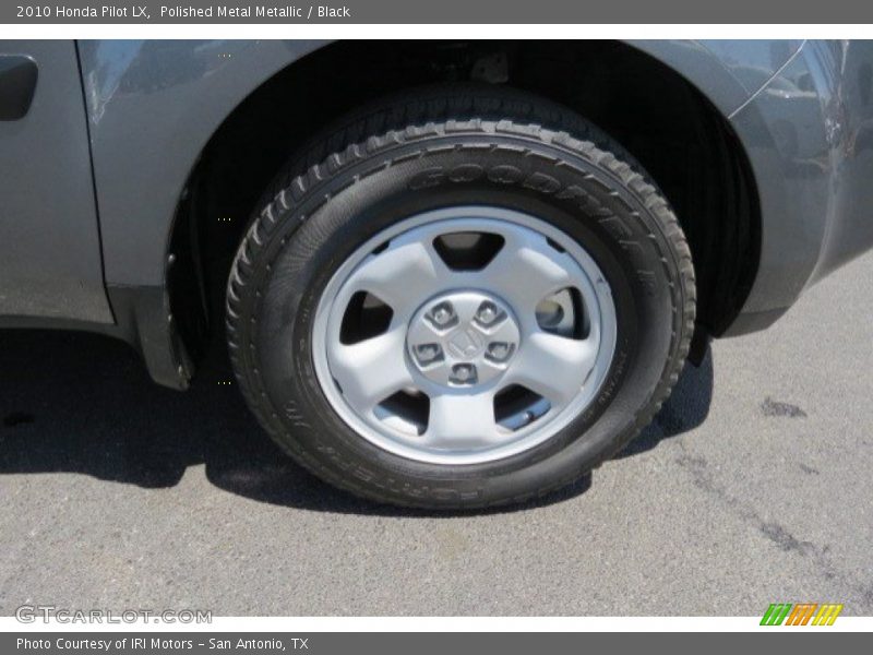 Polished Metal Metallic / Black 2010 Honda Pilot LX