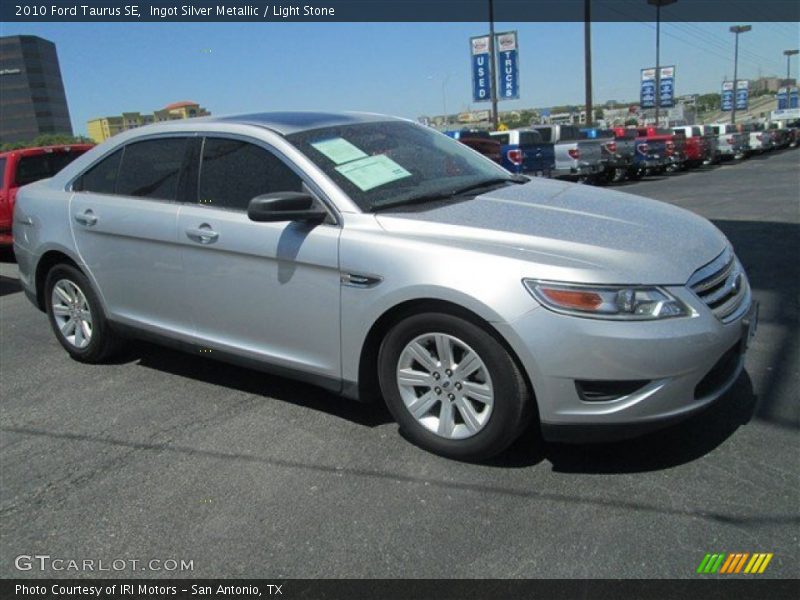 Ingot Silver Metallic / Light Stone 2010 Ford Taurus SE