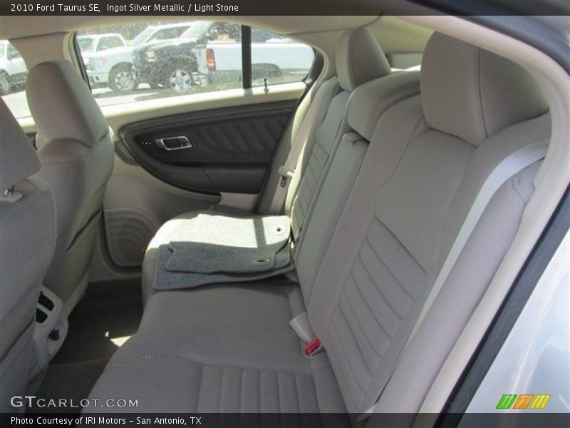 Ingot Silver Metallic / Light Stone 2010 Ford Taurus SE