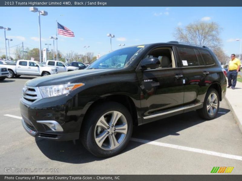 Black / Sand Beige 2013 Toyota Highlander Limited 4WD