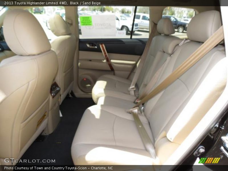 Black / Sand Beige 2013 Toyota Highlander Limited 4WD