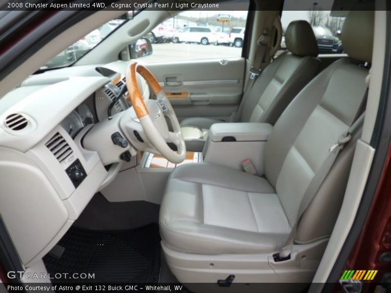 Front Seat of 2008 Aspen Limited 4WD