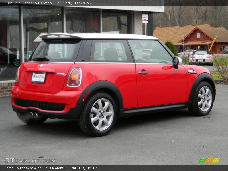Chili Red / Black/Grey 2009 Mini Cooper S Hardtop