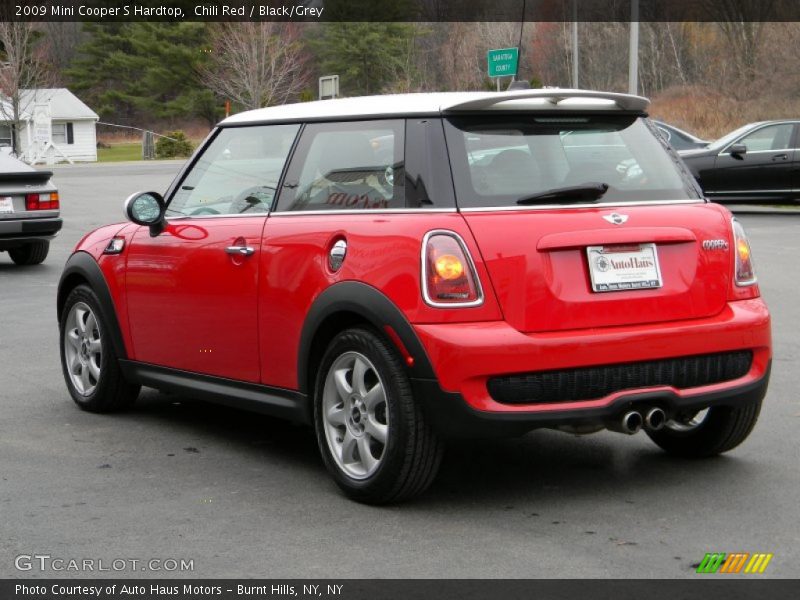 Chili Red / Black/Grey 2009 Mini Cooper S Hardtop