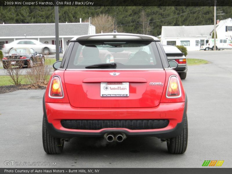 Chili Red / Black/Grey 2009 Mini Cooper S Hardtop