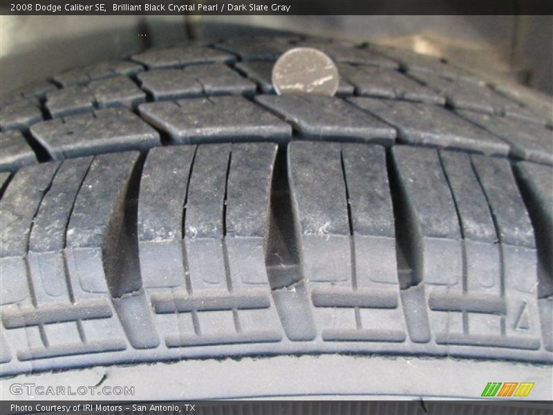 Brilliant Black Crystal Pearl / Dark Slate Gray 2008 Dodge Caliber SE