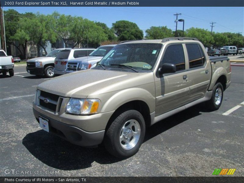 Front 3/4 View of 2003 Explorer Sport Trac XLS