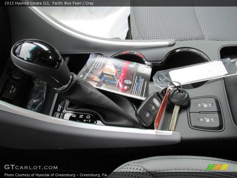 Pacific Blue Pearl / Gray 2013 Hyundai Sonata GLS