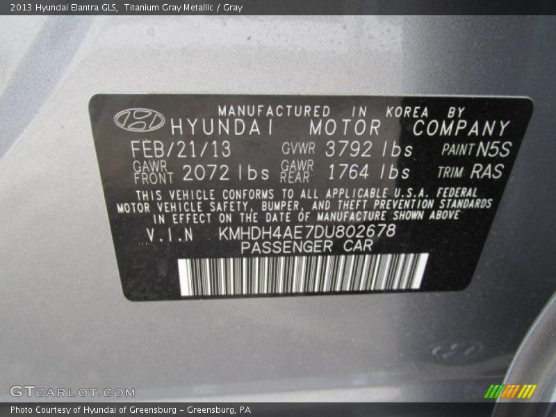 Titanium Gray Metallic / Gray 2013 Hyundai Elantra GLS