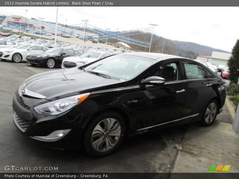 Black Onyx Pearl / Gray 2013 Hyundai Sonata Hybrid Limited