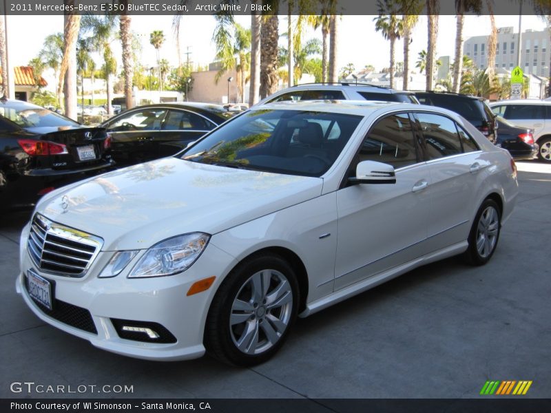 Arctic White / Black 2011 Mercedes-Benz E 350 BlueTEC Sedan