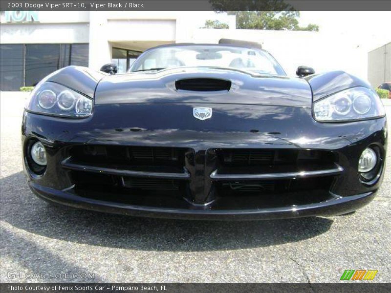 Viper Black / Black 2003 Dodge Viper SRT-10