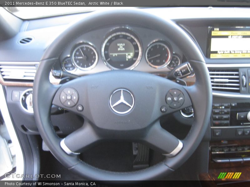 Arctic White / Black 2011 Mercedes-Benz E 350 BlueTEC Sedan