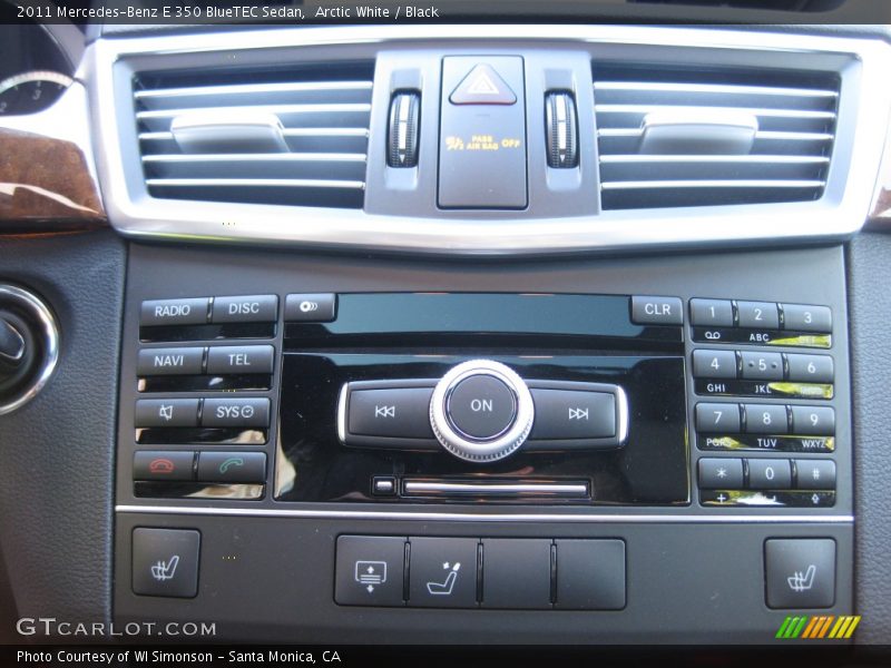 Arctic White / Black 2011 Mercedes-Benz E 350 BlueTEC Sedan