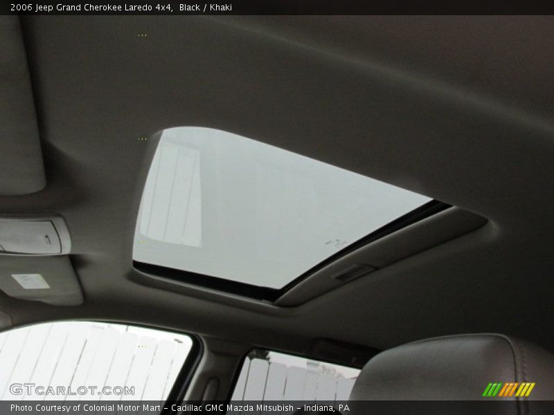 Black / Khaki 2006 Jeep Grand Cherokee Laredo 4x4