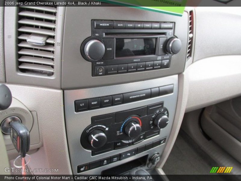 Black / Khaki 2006 Jeep Grand Cherokee Laredo 4x4